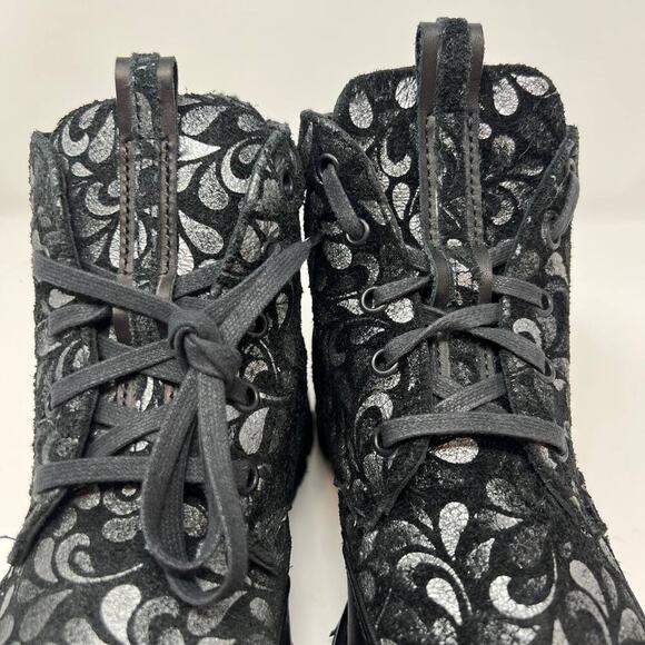 NIB Shind!gs Women's Black Combat Boots Chunky Vibram Sole Lug Tread   Sz. 9.5B - Picture 13 of 16